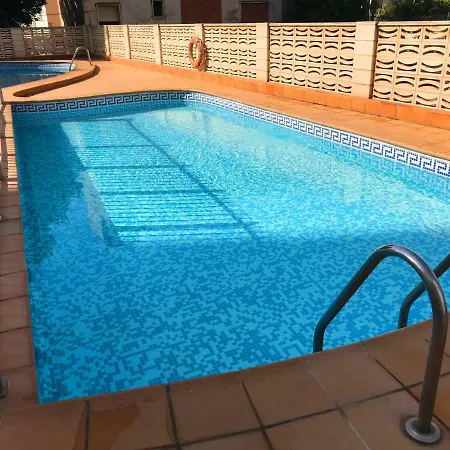 Paseo Maritimo Neptuno 27 *